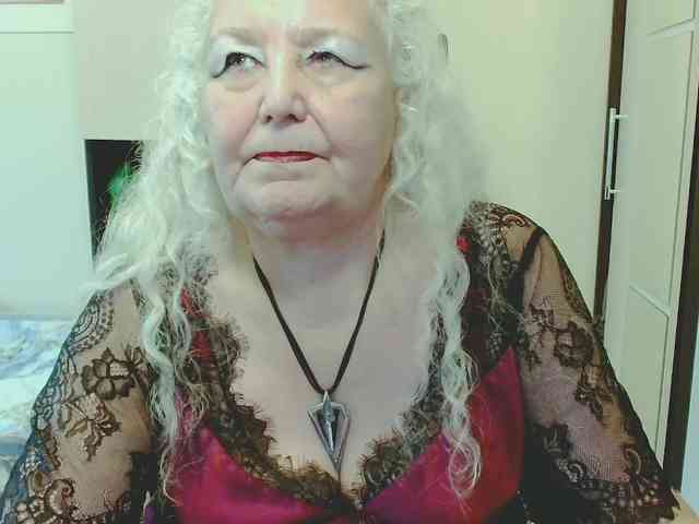 GrannyWants webcam