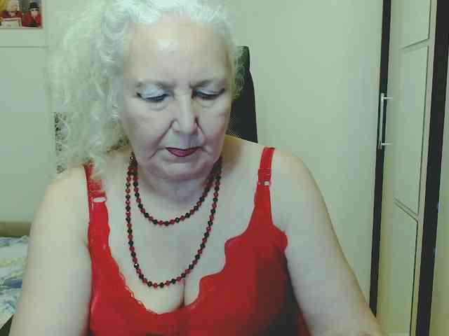 Model: GrannyWants