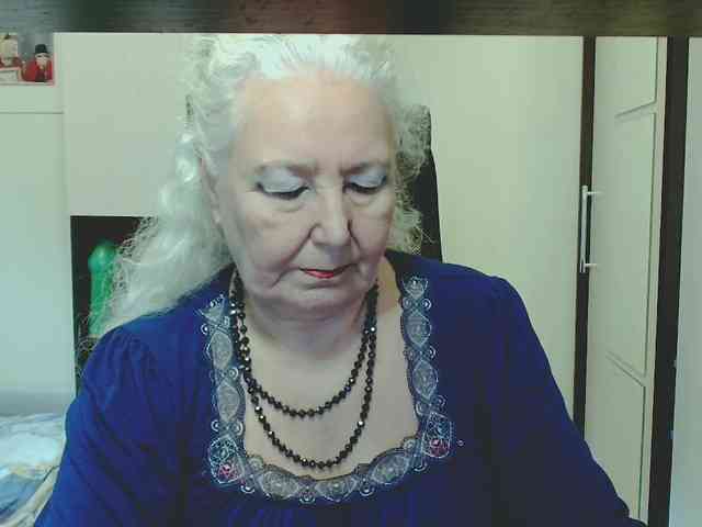 Model: GrannyWants