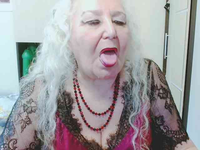 GrannyWants webcam