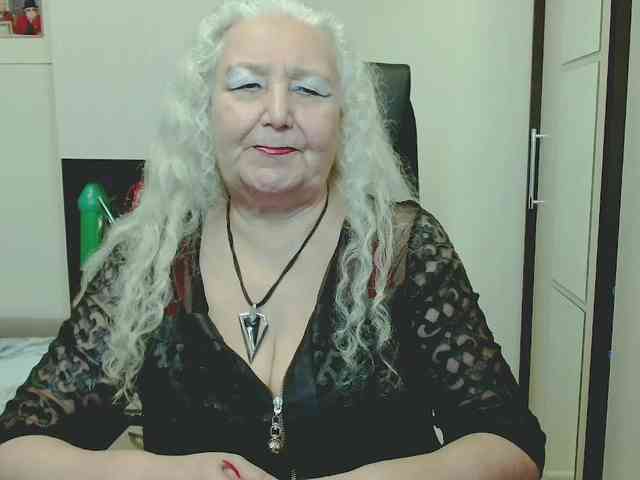 GrannyWants webcam