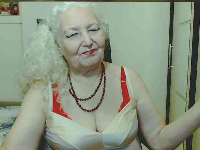 Model: GrannyWants