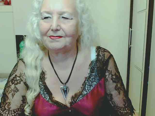 GrannyWants webcam