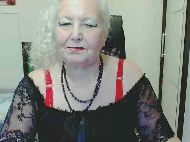 Model: GrannyWants