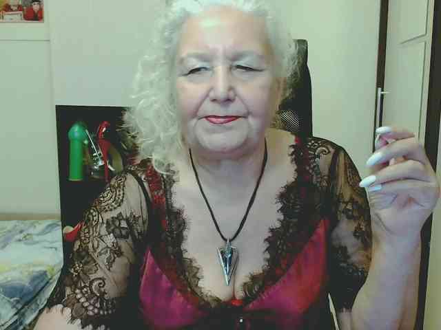 Model: GrannyWants