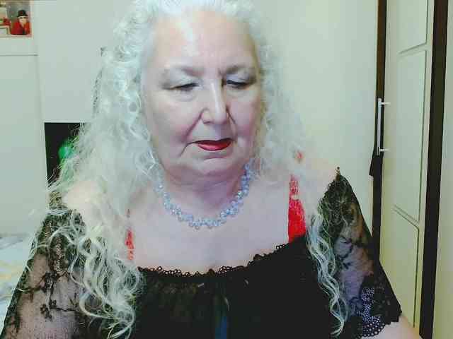Model: GrannyWants