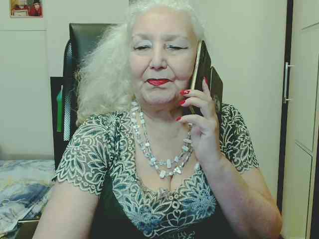 Model: GrannyWants