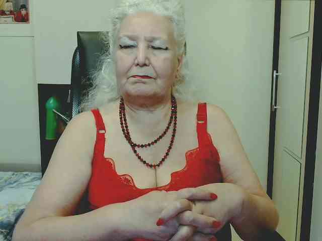 GrannyWants webcam