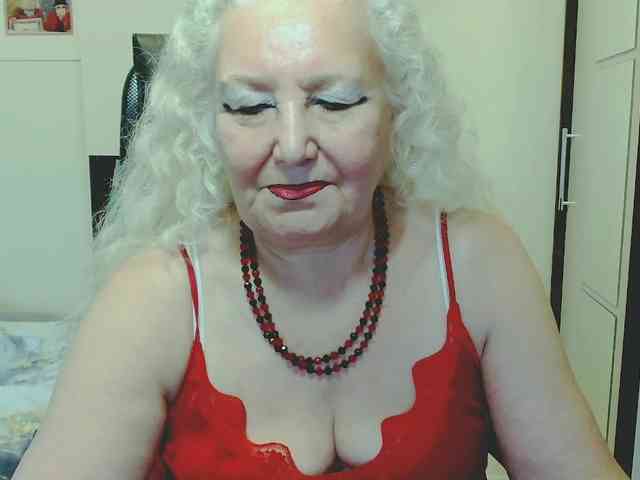 Model: GrannyWants