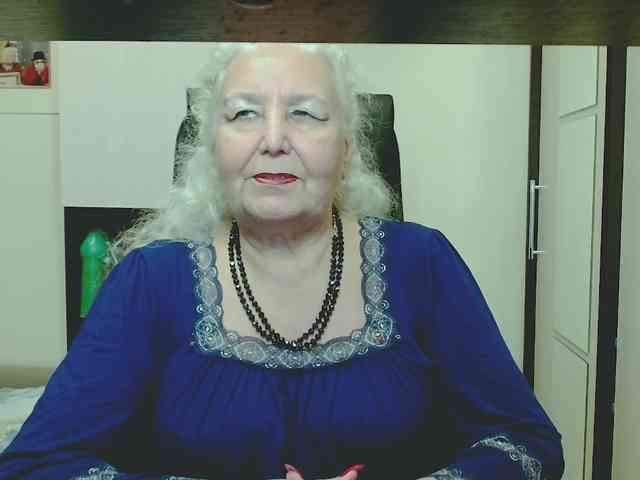 Model: GrannyWants