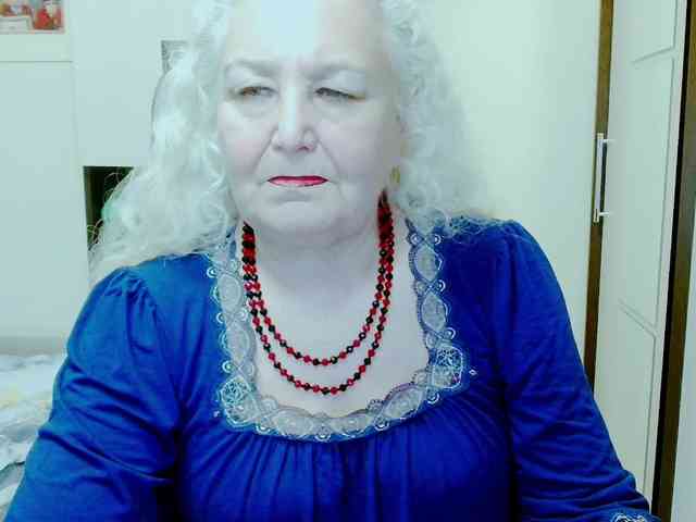 Model: GrannyWants