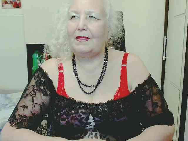 Model: GrannyWants