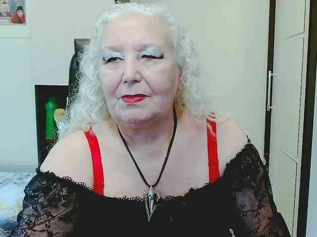 GrannyWants webcam