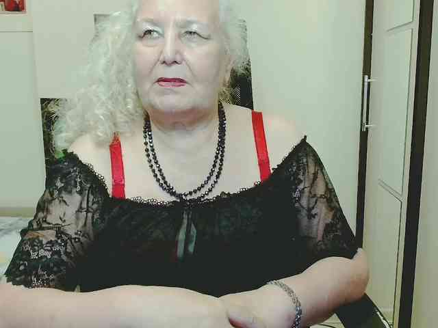 Model: GrannyWants