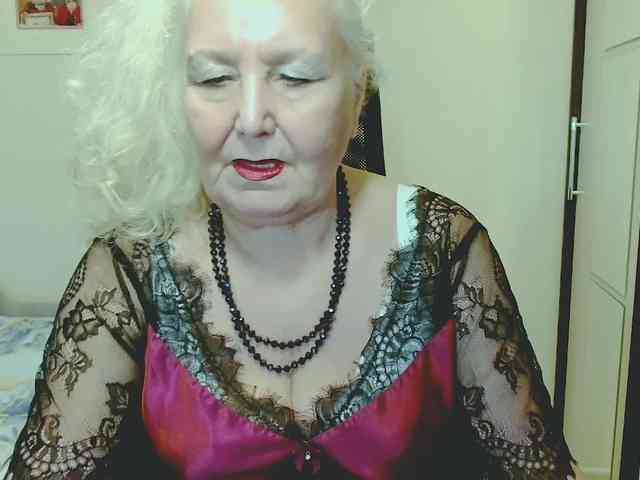 Model: GrannyWants