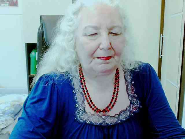 Model: GrannyWants
