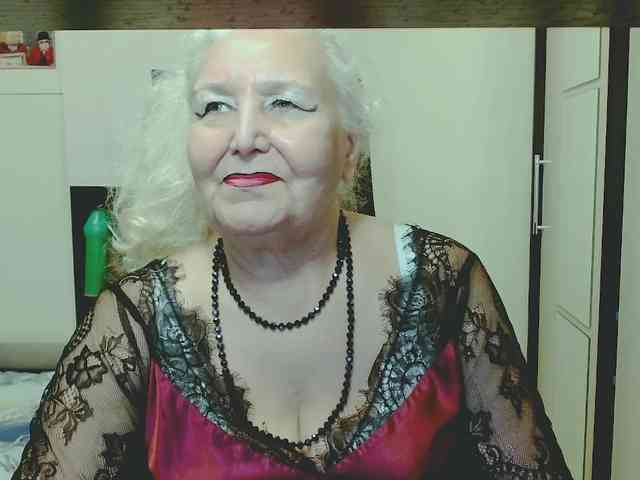 Model: GrannyWants