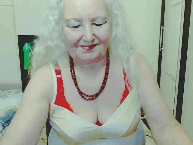 GrannyWants webcam