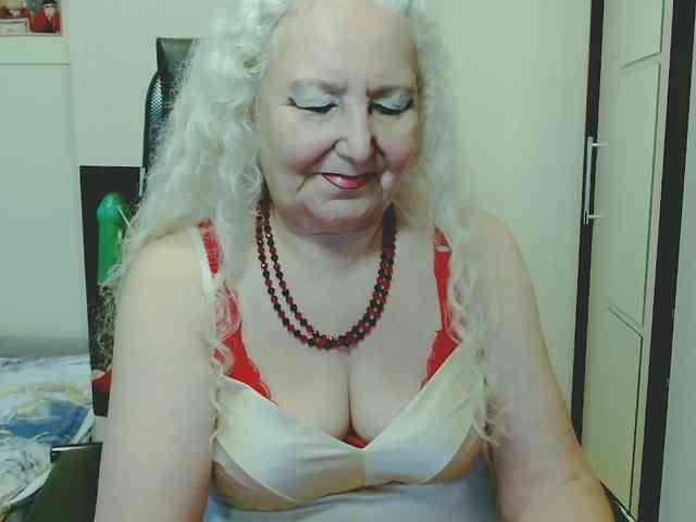 GrannyWants webcam