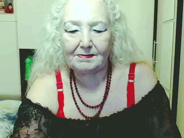 Model: GrannyWants