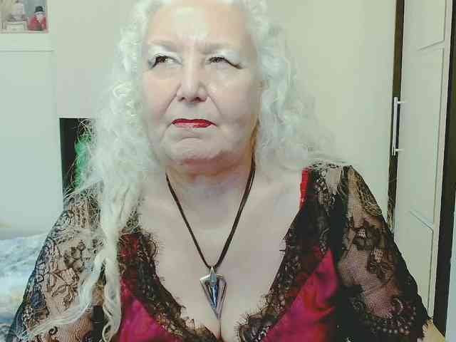 GrannyWants webcam