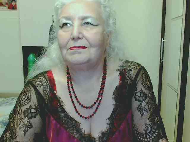 GrannyWants webcam