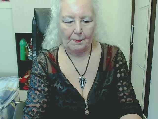 GrannyWants webcam