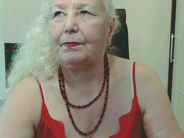 Model: GrannyWants