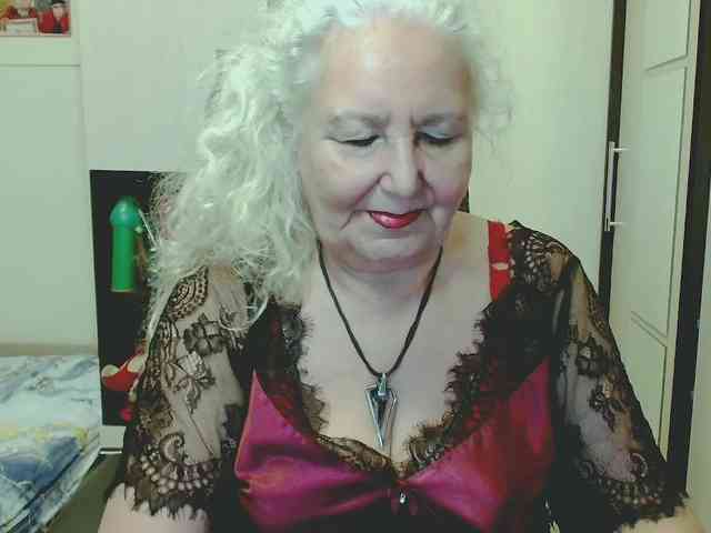 Model: GrannyWants