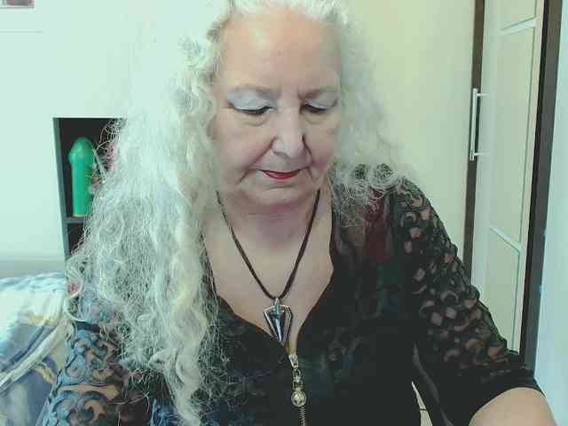 GrannyWants webcam