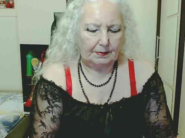 Model: GrannyWants
