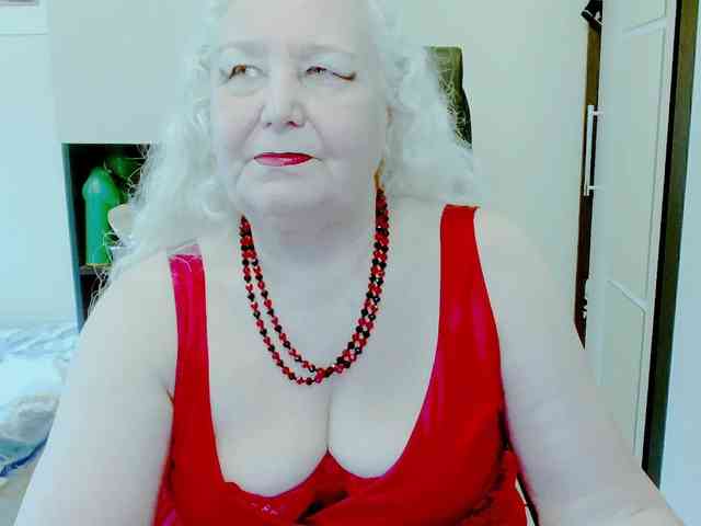 GrannyWants webcam