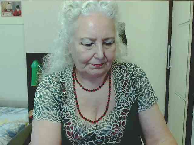 GrannyWants webcam