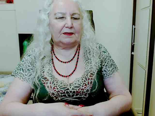 Model: GrannyWants