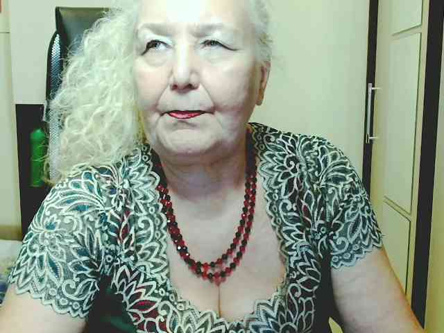 Model: GrannyWants