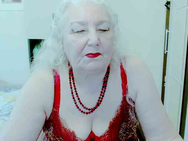 Model: GrannyWants