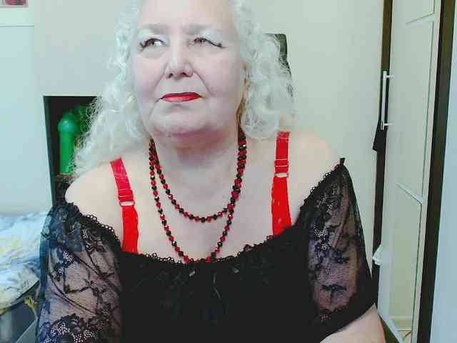 GrannyWants webcam