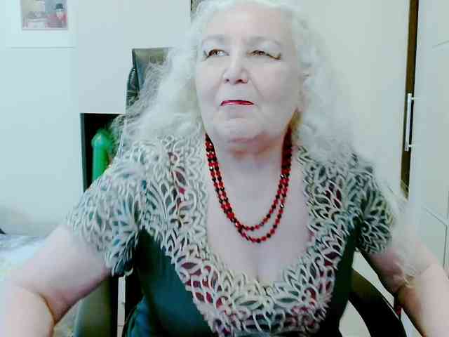 Model: GrannyWants