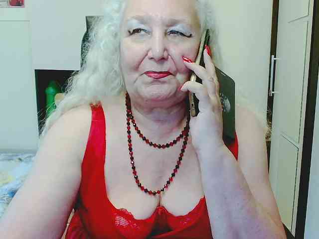 Model: GrannyWants