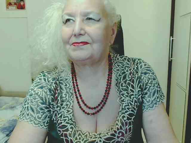 Model: GrannyWants