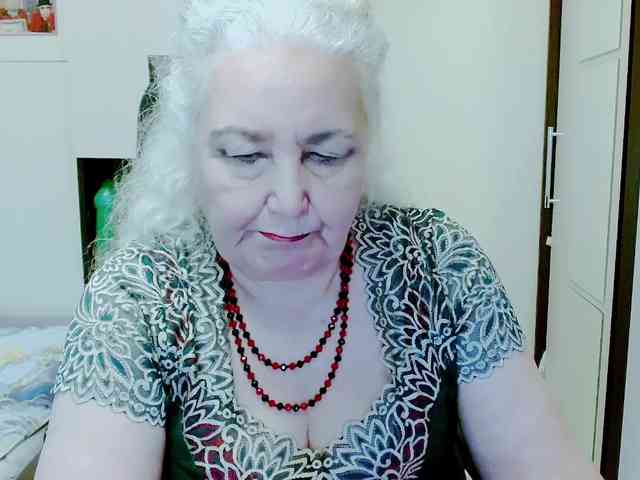 Model: GrannyWants