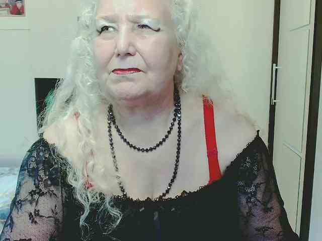 Model: GrannyWants