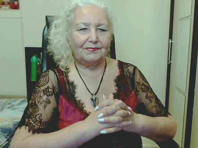 Model: GrannyWants