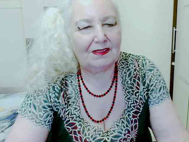 Model: GrannyWants