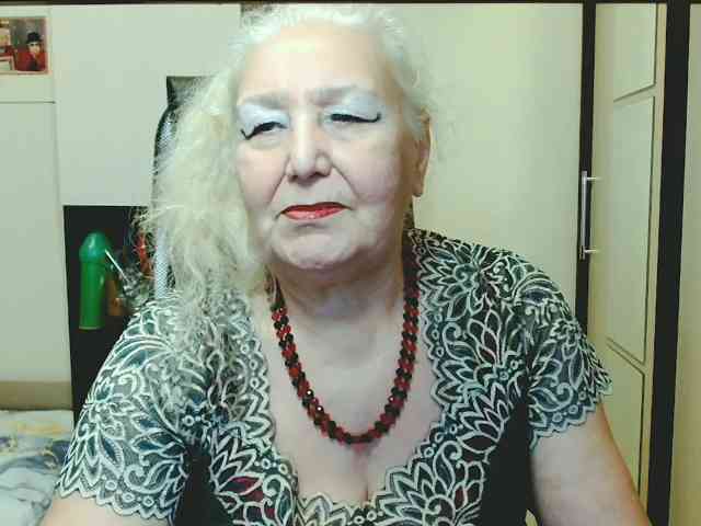 Model: GrannyWants