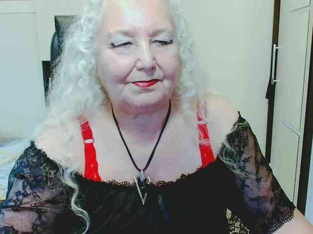 Model: GrannyWants