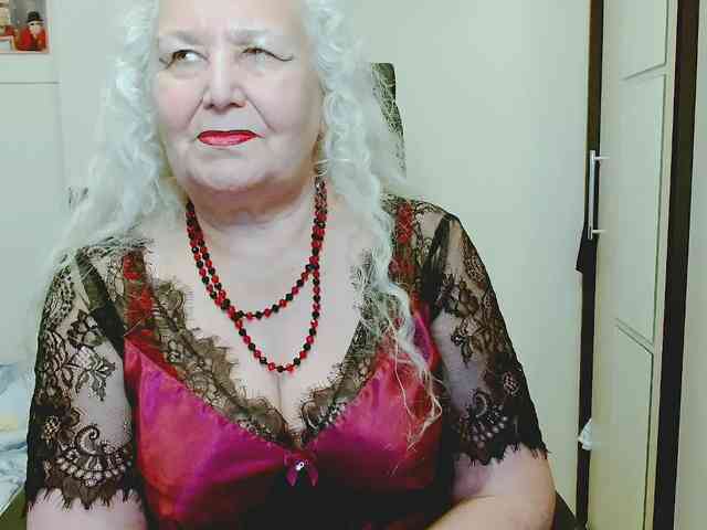 Model: GrannyWants