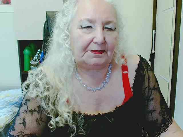 GrannyWants webcam