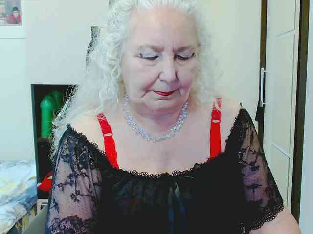 Model: GrannyWants
