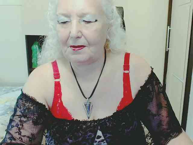 Model: GrannyWants